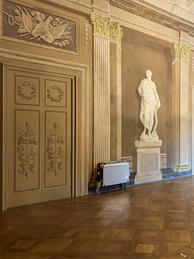 Chiusura filo muro Palazzo Serristori chiuso