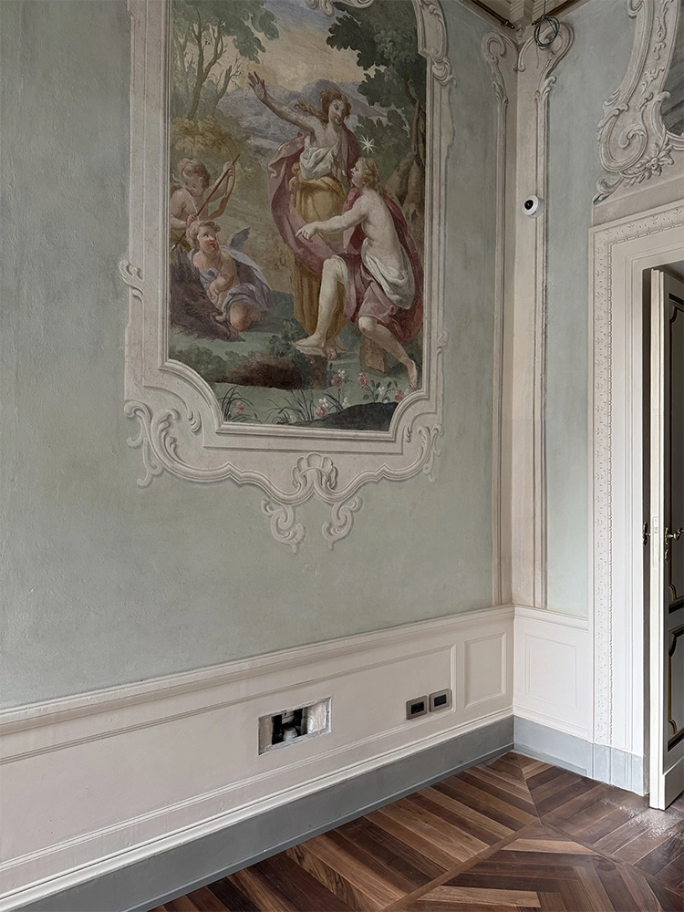 Chiusura filo muro Palazzo Serristori Aperta
