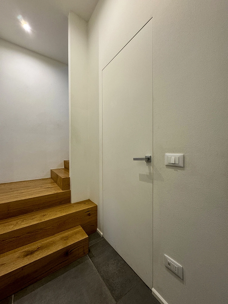 PORTA STIPITE 100 - Bagno 01